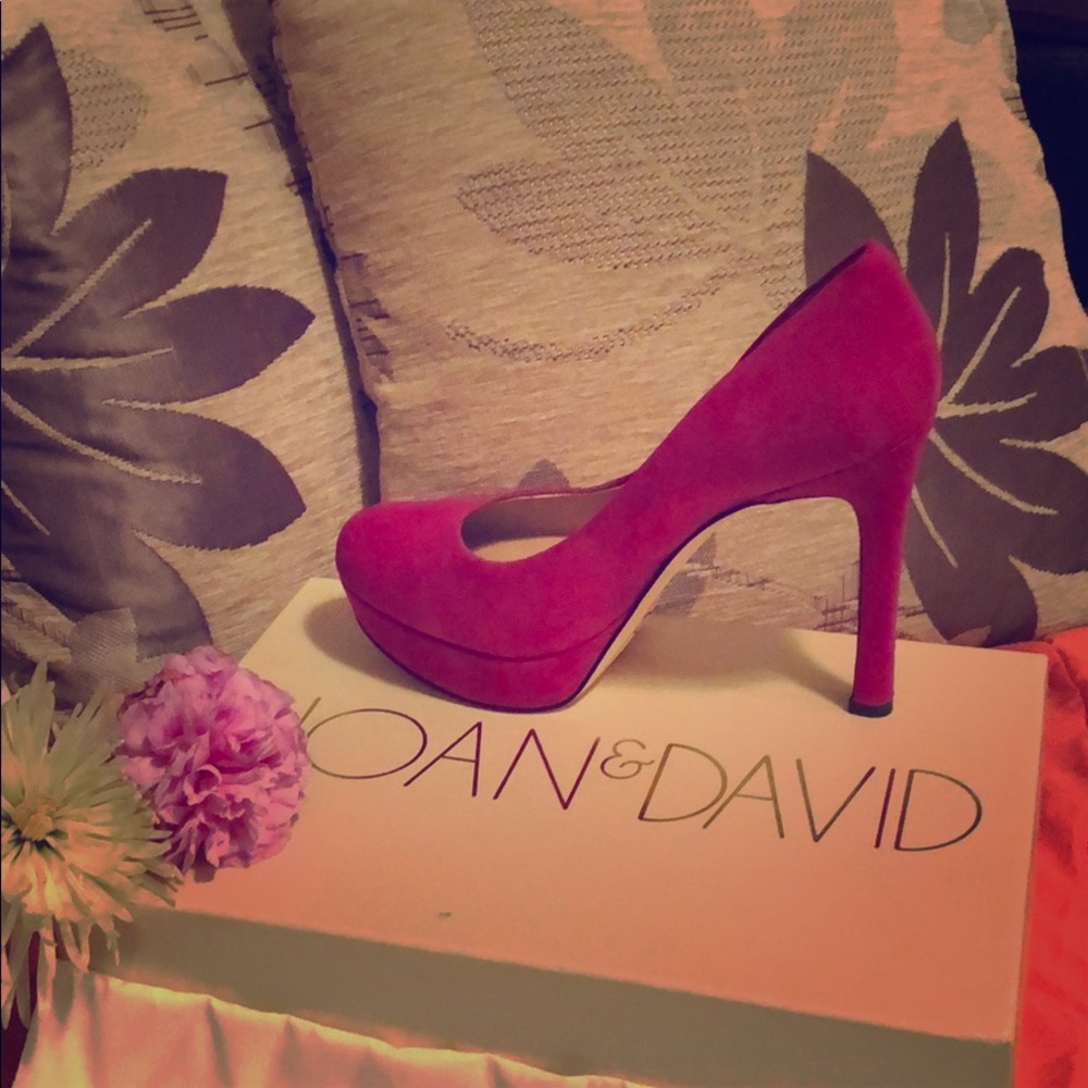 Joan&David- Gorgeous Pink, Suede Pumps